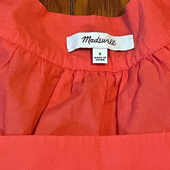 Madewell Red/Orange Eyelet Women's Top size small - Picture 3 of 4